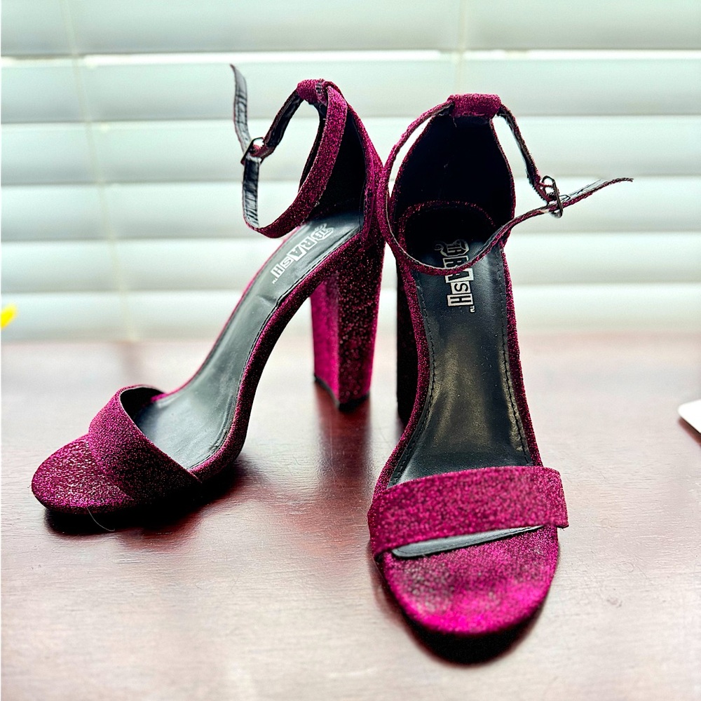 Pink/black sparkle heels